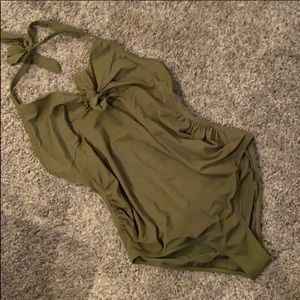 H&M maternity swimsuit